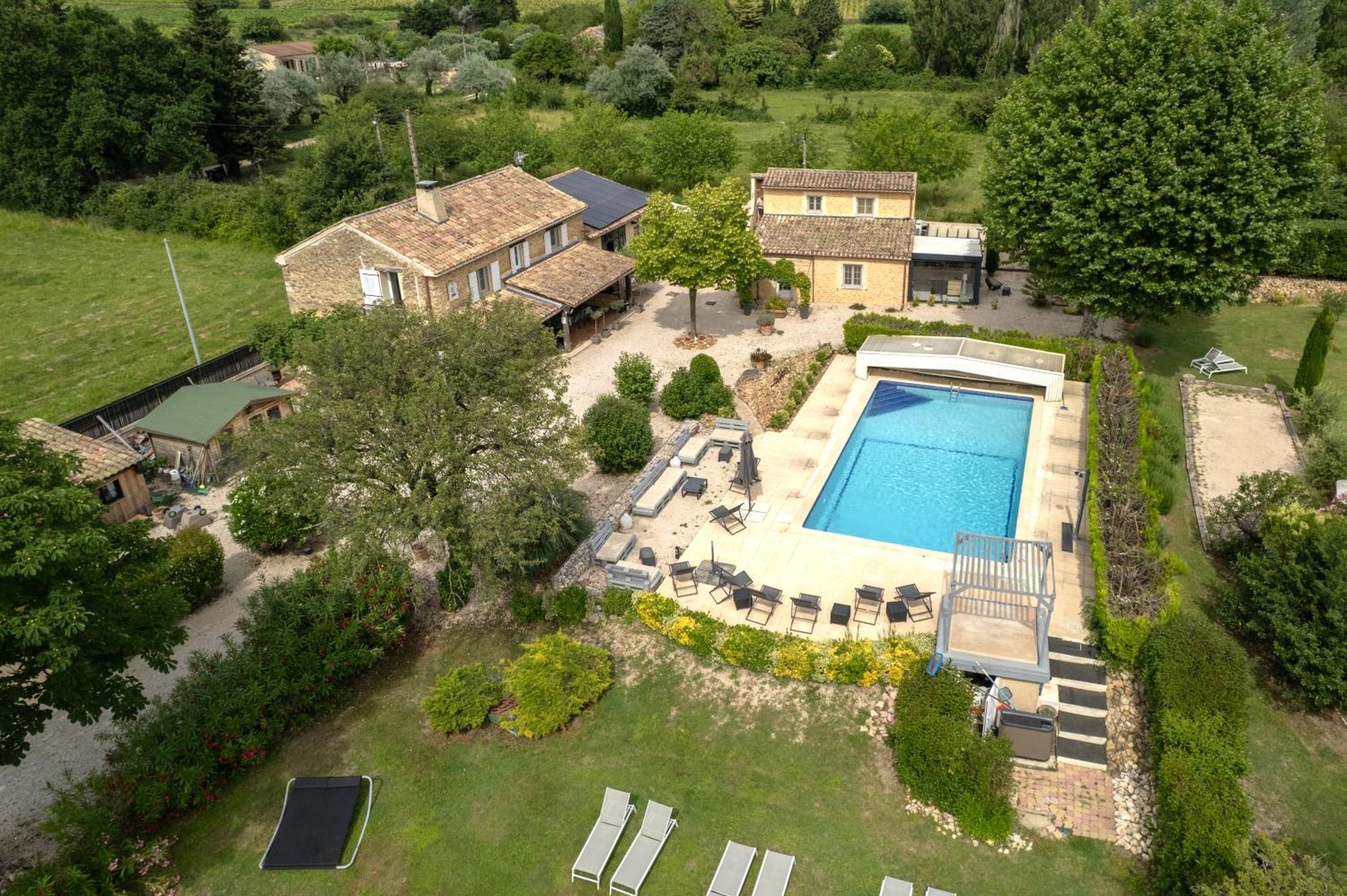 B&B Le Mas Julien piscine chauffée adult only Orange  Esterno foto